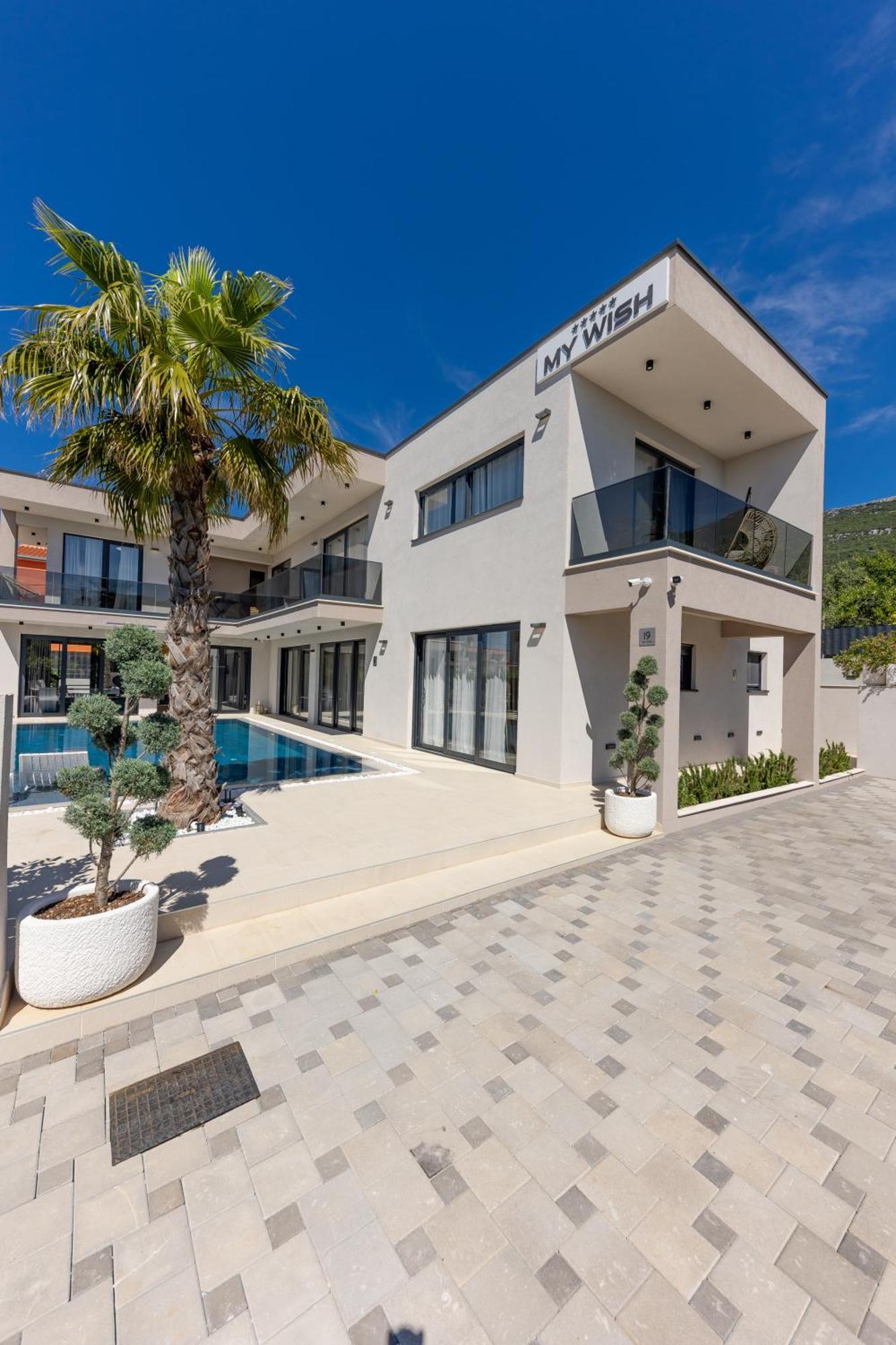 Luxury Villa My Wish With Pool Kaštel Stari Zewnętrze zdjęcie