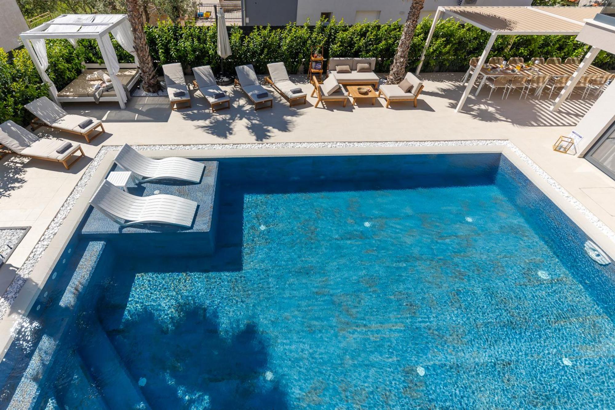 Luxury Villa My Wish With Pool Kaštel Stari Zewnętrze zdjęcie