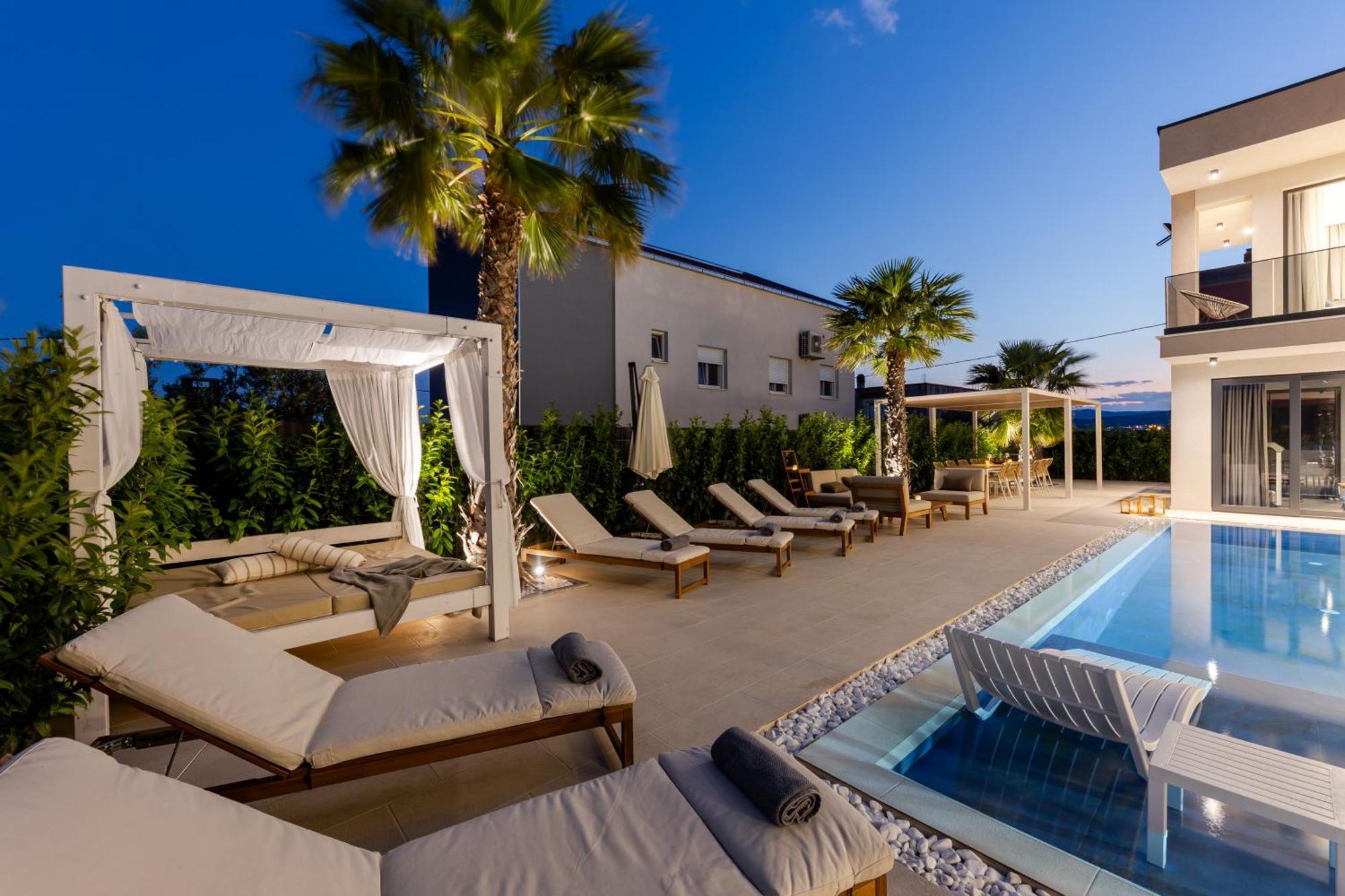 Luxury Villa My Wish With Pool Kaštel Stari Zewnętrze zdjęcie